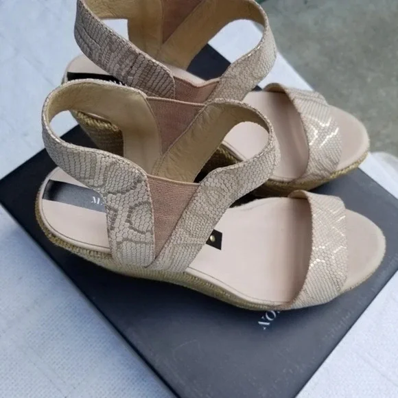 Matt Berson Golden snake wedges 10 NIB - Picture 7 of 10